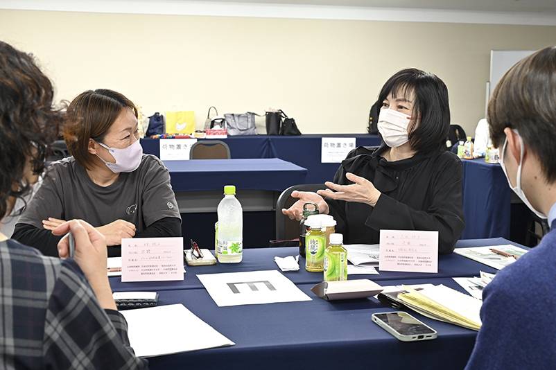 お互いの経験や情報を出し合って意見交換〜♪